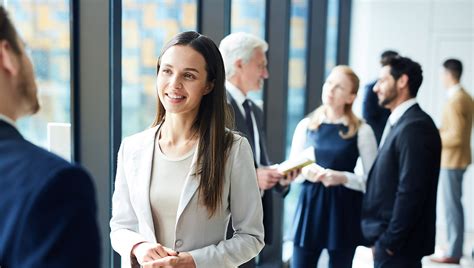 professionallyprofessionally是什么意思2022已更新今日更新