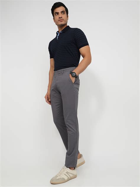 Parx Men Grey Low Rise Tapered Fit Solid Trouser – MyRaymond