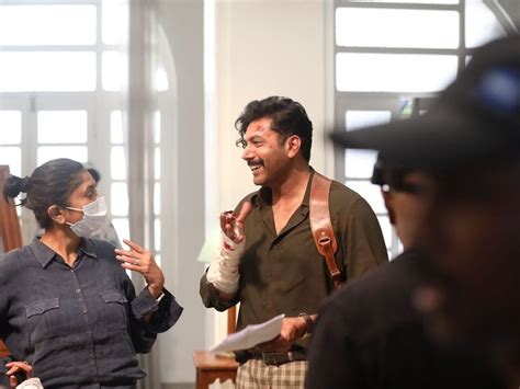 Akshay Kumar reveals who he ‘loves more’