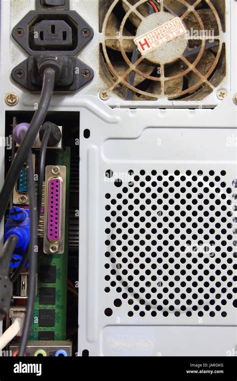 Inside Old Computer 的图像结果