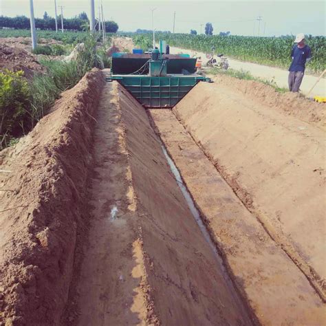混凝土水渠滑模机施工流程 - 哔哩哔哩