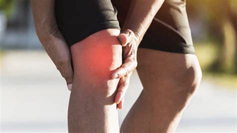 यूरिक एसिड घुटनों में हो गया है जमा और सूजन से होता है दर्द, तो खाना ...