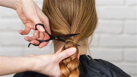 Making a Difference: A Guide to Donating Your Hair – KERA BOND