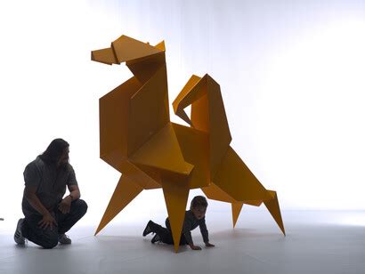 An interview with American sculptor Hacer | Meer