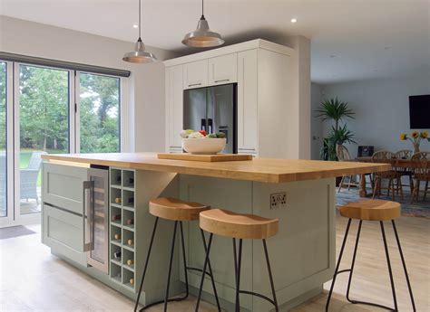 Kitchen Island Breakfast Bar
