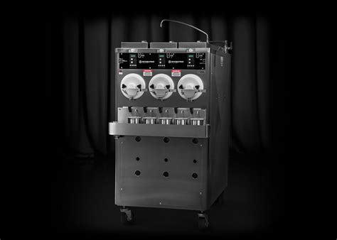 Frozen Custard & Italian Ice Machines – Stoelting EMEA