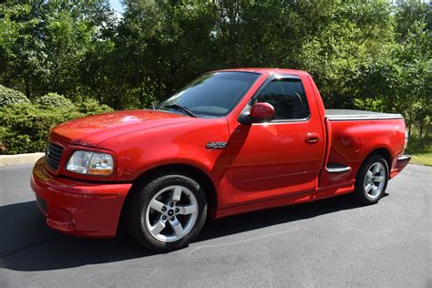 2001 Ford Lightning | Rock Solid Motorsports