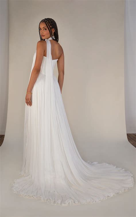 Avalon Dress: Effortlessly Stunning Boho Bridal Elegance