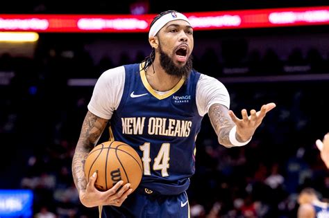 New Orleans Pelicans trade forward Brandon Ingram to Toronto Raptors