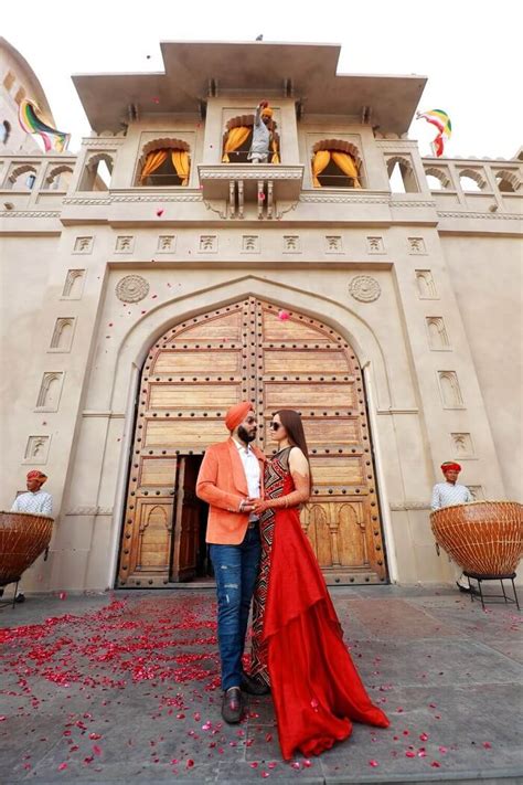 50+ Pre-Wedding Photoshoot Ideas. Nobody Did It Like These Cute Couples!