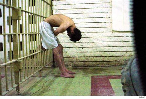 pictures of abu ghraib prisoners 的图像结果