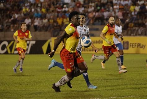 Aucas y Emelec, un duelo crucial para alcanzar la final de la liga de ...