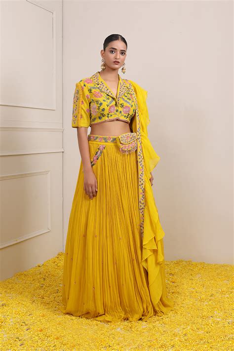 Raha Lehenga – Auraya Fashion