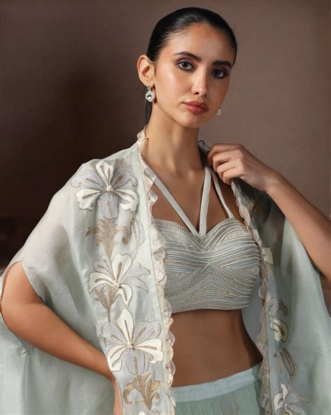 Mint Whisper Embroidered Cape Set – Yashodhara