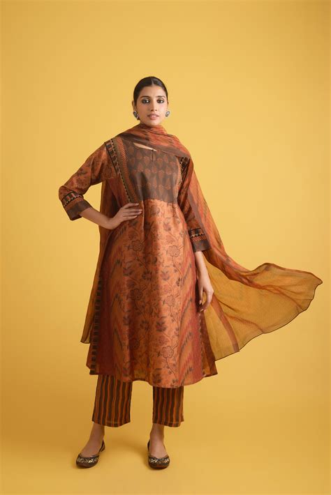 Adya Kurta Rust Orange Maroon – Sampada