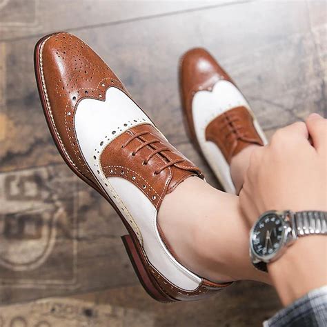 Men's Classic White and Brown Wingtip Oxford Brogue Spectator Shoes ...
