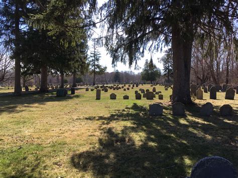 Rowley Burying Ground - Salem Witch Museum