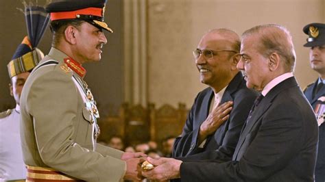 Pakistani journalist blames Mossad for 'military coup' reports: 'Israel ...