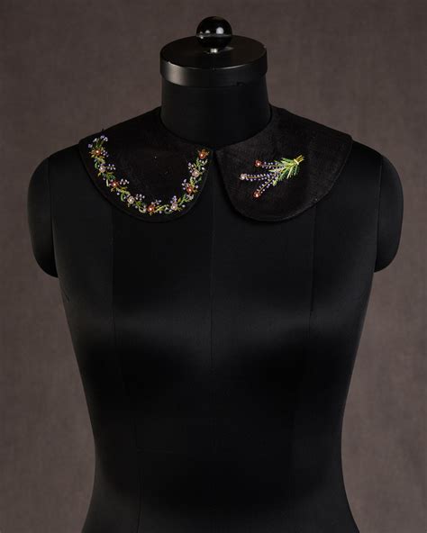 Black Beaded Flowers Hand-embroidered Raw Silk Detachable Peter Pan Co