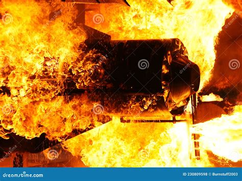 Boiling Fuel Explodes 的图像结果