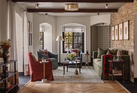 5 charming second homes in the hills that celebrate their spectacular ...