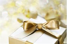 Wedding Gifts For by Truly Cool Wedding Gifts 14 Outstanding Options Wedding Gifts For