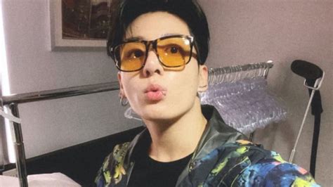 Indian Man Sings BTS Jungkook's Song Euphoria On Tamil Talk Show; Desi ...