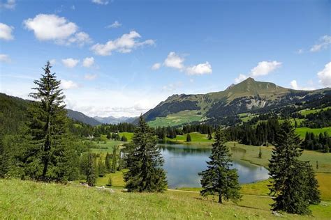 Top 10 Flims Shot in Switzerland: A Fun Read: Re-live the filmy moments