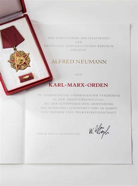 Auction: Karl-Marx-Orden, — buy online by VERYIMPORTANTLOT.com. Auction ...
