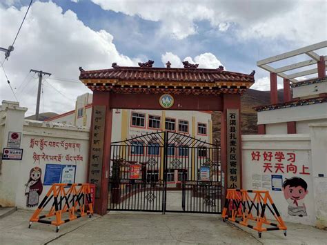 听网红班主任聊聊小学寄宿生活那些事儿_武汉长江实验学校-小学-初中-高中