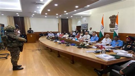 Atmanirbharta for Armed Forces: New weapons for soldiers in East Ladakh ...