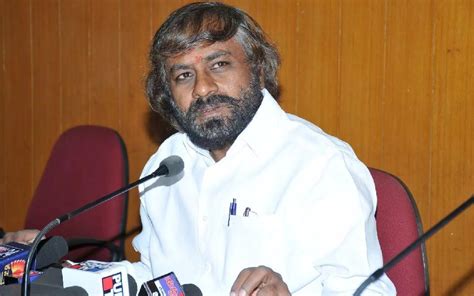 K'taka Minister Eshwar Khandre directs officials to study TN model in ...