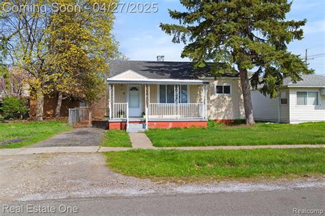 7957 Pine St, Taylor, MI 48180 | Homes.com