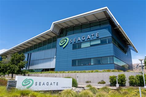 Seagate: A Momentum Investor's Goldmine In The Data Storage Revolution ...