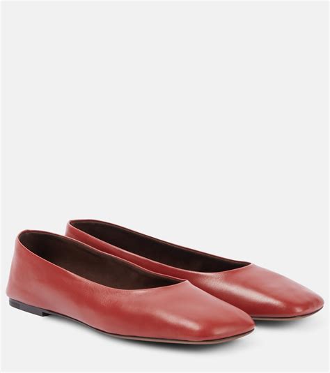 Square leather ballet flats in red - The Row | Mytheresa