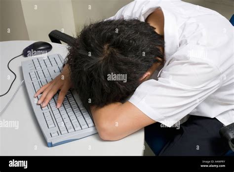 Computer Sleeping 的图像结果