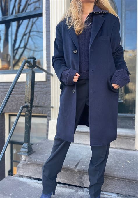 Navy blue cashmere wool coat. – kath-a-porter
