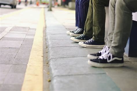 Discover these four habits that can harm your shoes and speed up their ...