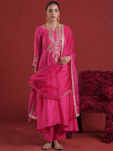Fuchsia Pink Chanderi Kurta Set with Sequin-Zari Organza Dupatta ...