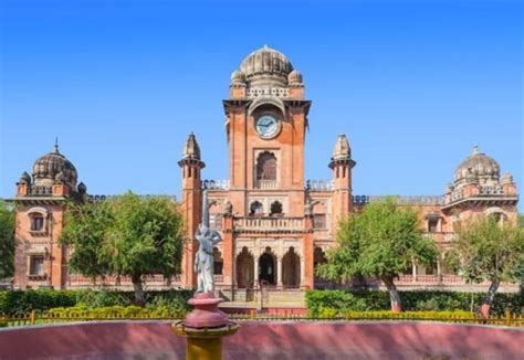 हर साल कूड़े-कचरे से 4 करोड़ कमाने वाला 'सबसे साफ़ शहर' इंदौर, अब बनेगा ...