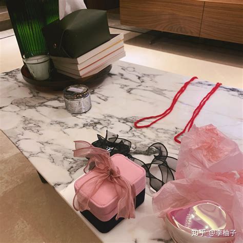 点亮礼物怎么点亮最新素材