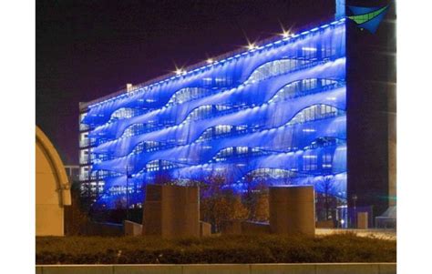 Building with Screen 的图像结果