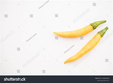 80,755 Yellow Hot Chili Pepper Images, Stock Photos & Vectors ...