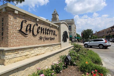 LaCenterra at Cinco Ranch in Katy adding 4 new retailers