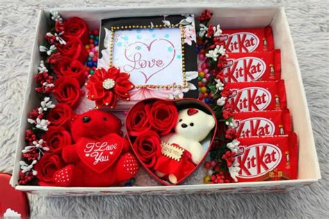 Expertly Crafting Birthday, Anniversary & Proposal Experiences