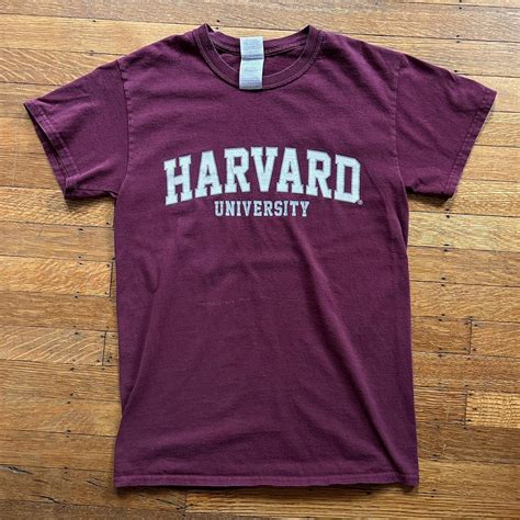 Harvard university college tee sz small - Depop