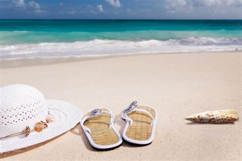 Dresses To Wear In Goa - Goa Outfit Ideas To Rock The Beach Look ...