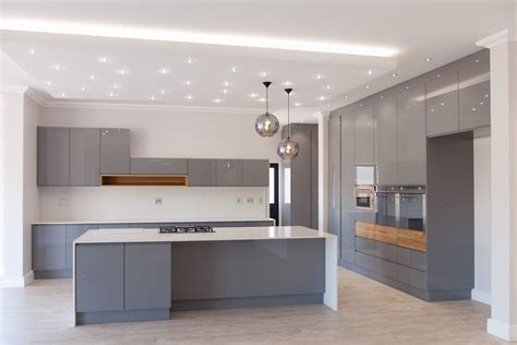 Ultra Modern Kitchen interior design, Grey gloss cupboards, Solid Oak ...