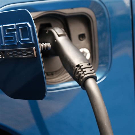 Dave Ramsey has blunt words on 401(k)s, Roth IRAs - TheStreet