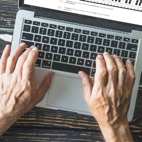 Rezultat imagine pentru Keyboard Lesson to Learn Notes